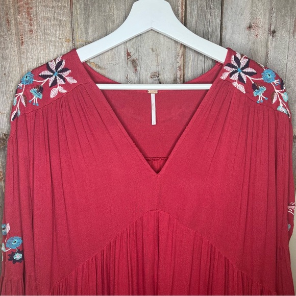 Free People Te Amo Red Floral Embroidered Dress Boho Flare Sleeve Flowy Small - Picture 8 of 16